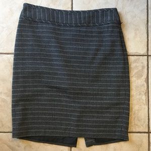 Black & White The Limited Pencil Skirt